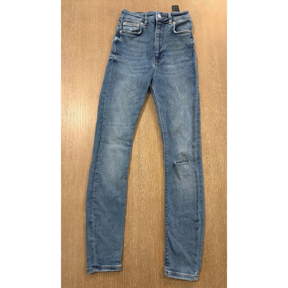 Zara Skinny Jeans Light Wash Distressed Knee Stretch 22x27 Size 2